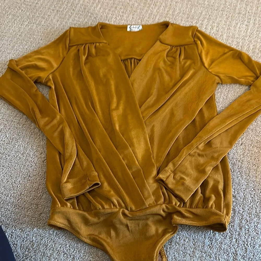 FREE PEOPLE Intimately X Revolve Turnt Bodysuit in honey ginger - size small
